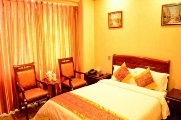 Huifeng Hotel (Tieling)